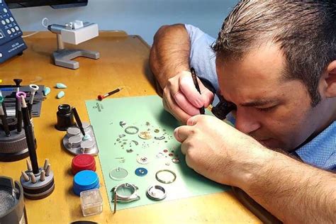 The 10 best Watch repair specialists in Bondi Junction, Sydney.